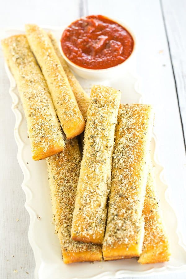 Copycat Pizza Hut Bread Sticks 🥖